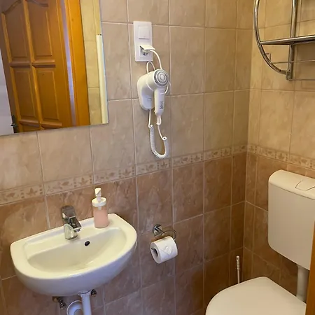 Angel's Vendeghaz Eğri